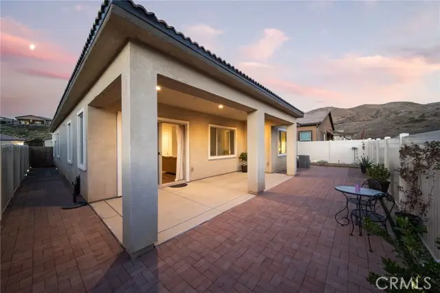 11855 Sagecrest Court, Corona, CA 92883 - Image #3