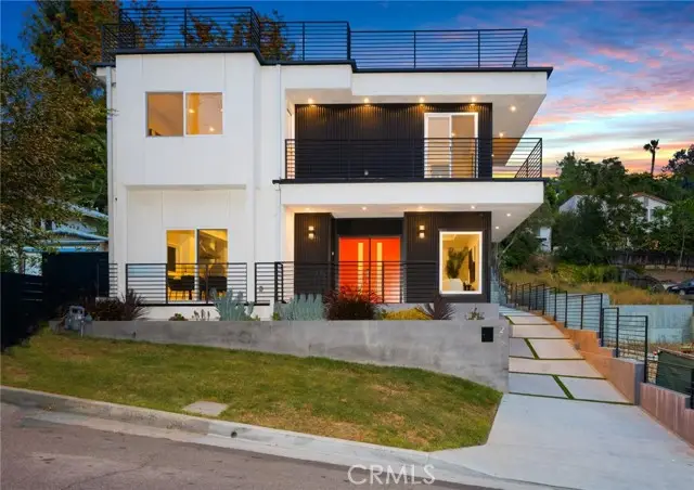 2124 Lake Shore Avenue, Los Angeles, CA 90039 - Image #2
