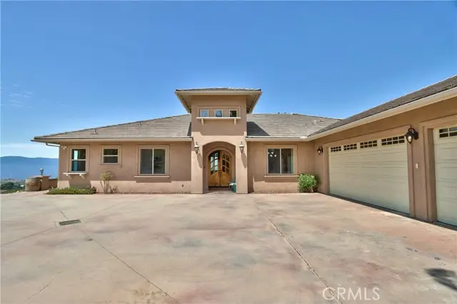 42405 Rolling Hills Drive, Aguanga, CA 92536 - Image #2