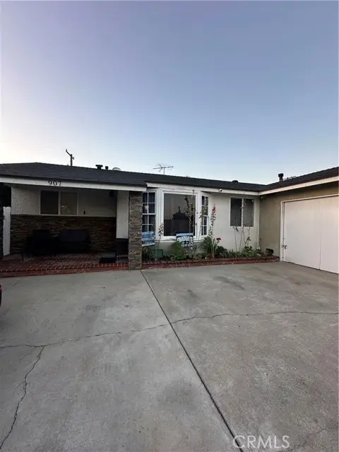 907 E Ghent Street, Azusa, CA 91702 - Image #3