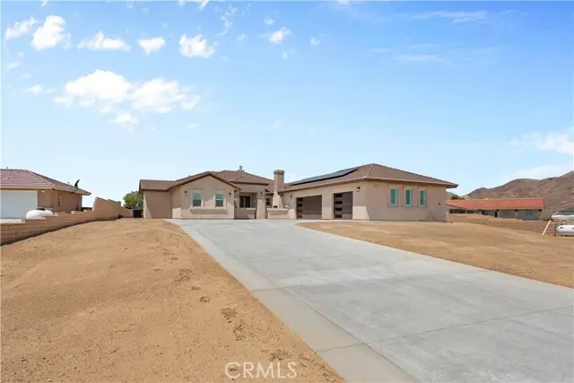 39581 Mountain View Road, Yermo, CA 92398 - Image #3
