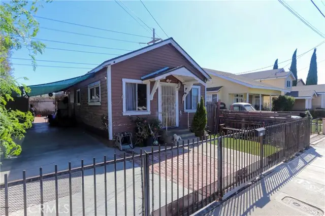212 E Adams Street, Santa Ana, CA 92707 - Image #3