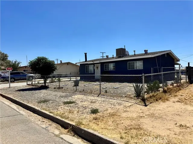 35208 Walnut St, Barstow, CA 92311 - Image #2