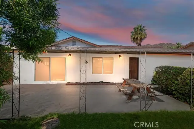 230 E Blaine, Riverside, CA 92507 - Image #2