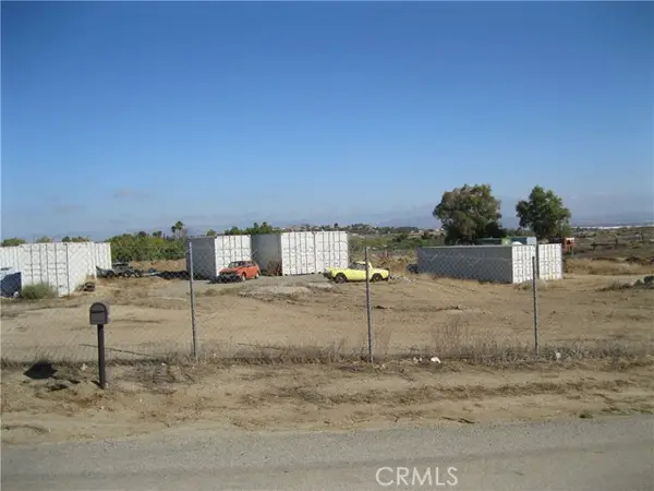 21994 Mack, Perris, CA 92570