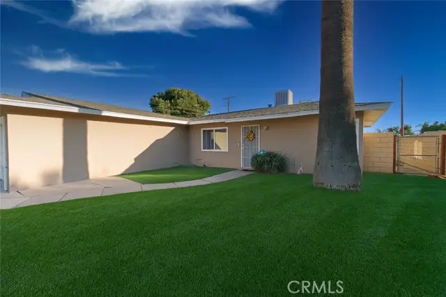 1083 Lorraine, Rialto, CA 92376 - Image #3