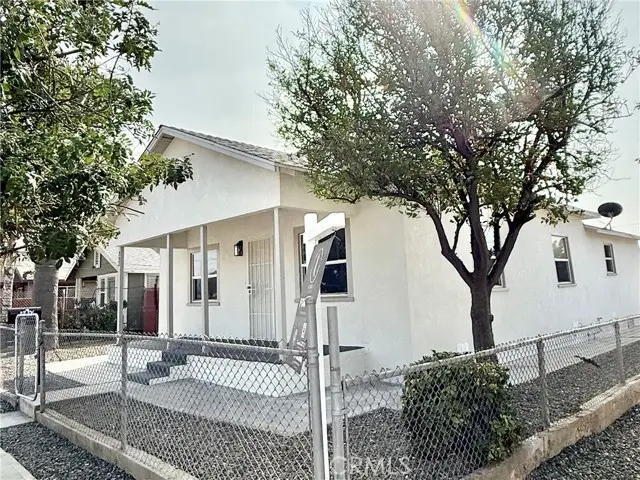 392 W L, Colton, CA 92324 - Image #3