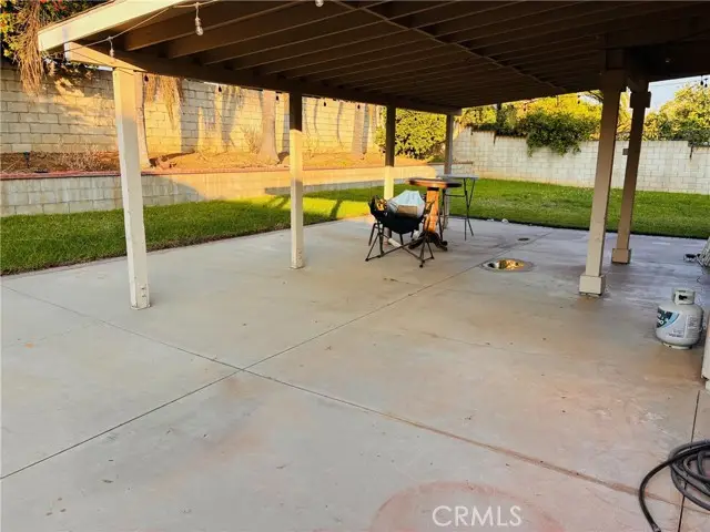 582 W Galway, Rialto, CA 92377 - Image #3