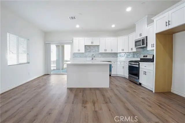 16277 Puesta Del Sol Dr., Victorville, CA 92394 - Image #3