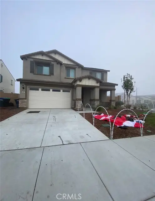 690 Ballesteros, Perris, CA 92571