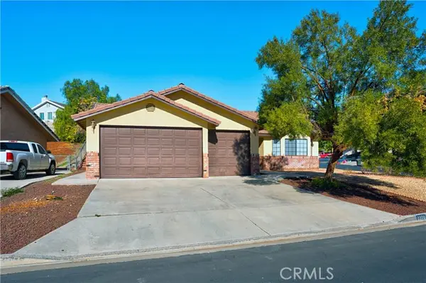 22170 Mustang Court, Canyon Lake, CA 92585