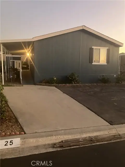 3700 Buchanan #25, Riverside, CA 92503