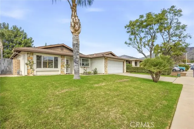 1634 Seine, Highland, CA 92346 - Image #3