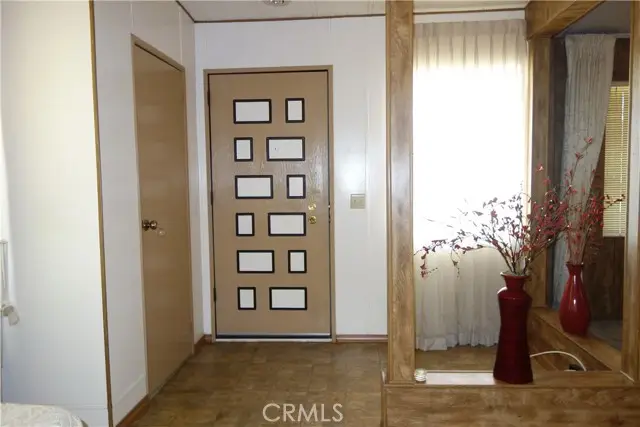 833 S Lyon Avenue, Hemet, CA 92543 - #3