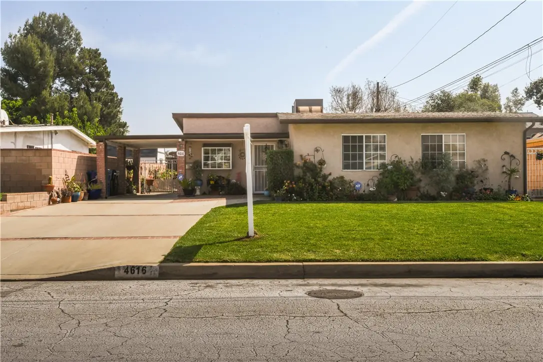 4616 N Roxburgh, Covina, CA 91722 - #1
