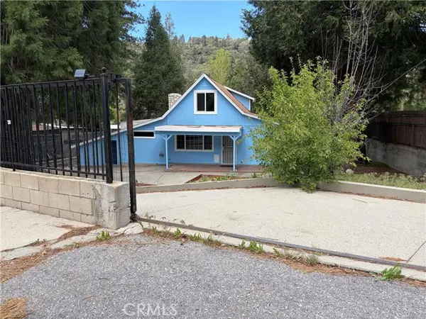 320 Sky View Lane, Crestline, CA 92325