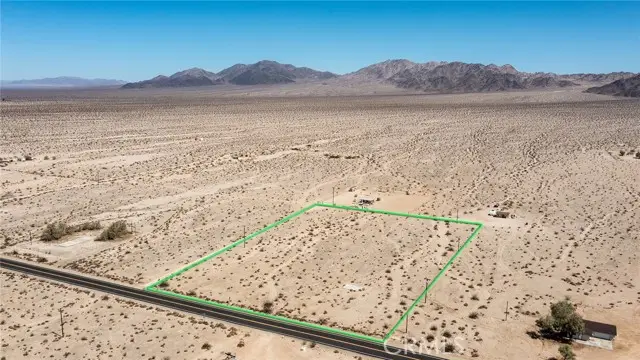 87000 Amboy Road, Twentynine Palms, CA 92277 - Image #3