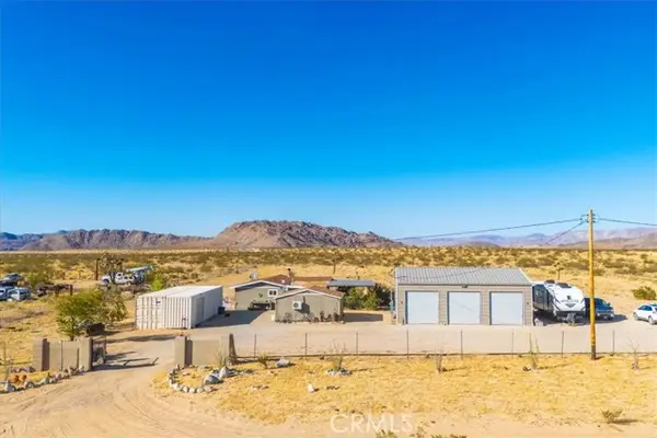 2467 Sand Drive, Landers, CA 92285