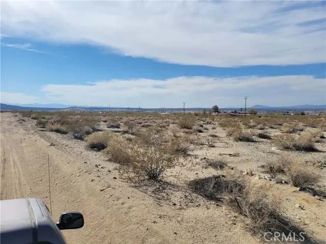 75200 Foothill Drive, Twentynine Palms, CA 92277 - Image #3