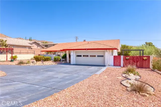 7515 Pinon Drive, Yucca Valley, CA 92284 - Image #2