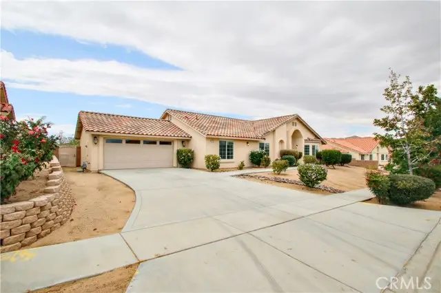 7772 Grand Avenue, Yucca Valley, CA 92284 - Image #1
