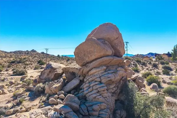 55499 Skyline Ranch Road, Pioneertown, CA 92252