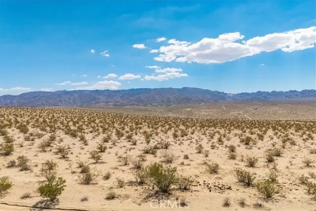 67800 Raymond Drive, Twentynine Palms, CA 92277 - Image #3