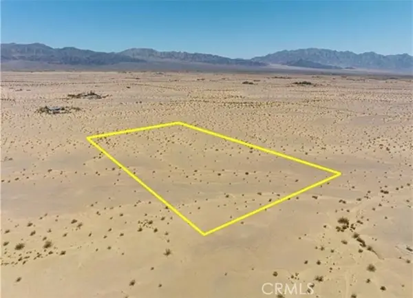 1234 Hollywood Lane, Twentynine Palms, CA 92277