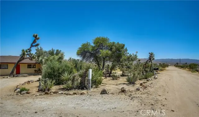 5407 Paradise View Road, Yucca Valley, CA 92284 - Image #3