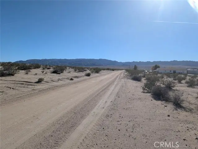 3878 Pearl Springs, Twentynine Palms Yucca Valley, CA 92277 - Image #2