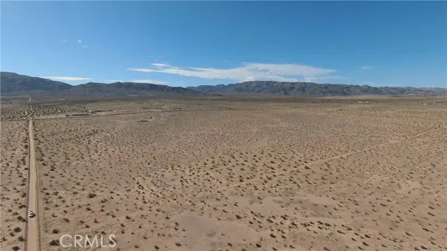 5422 Pinto Mountain Road, Twentynine Palms, CA 92277 - Image #3