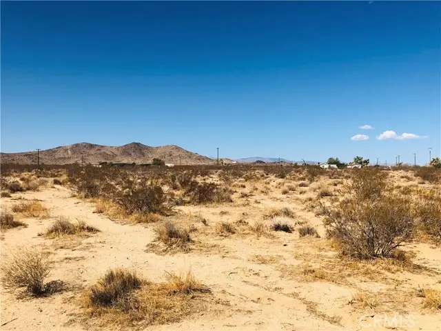 2 Napa Way, Landers, CA 92285 - #2