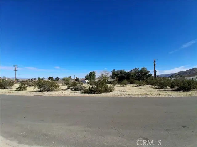 3 Manzanita Ave., Twentynine Palms, CA 92277 - #1