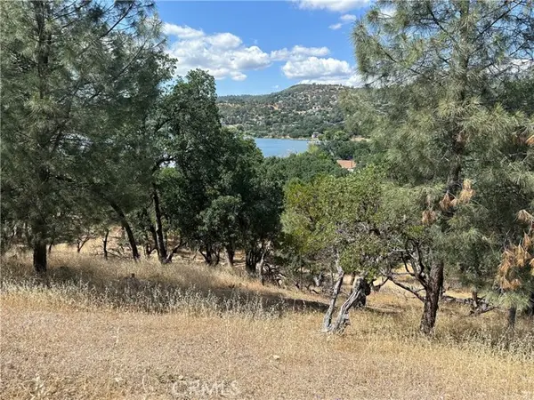 18750 East Ridge View Drive, Hidden Valley Lake, CA 95467
