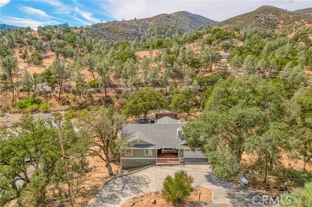 3409 Wolf Creek Road, Clearlake Oaks, CA 95423 - Image #1