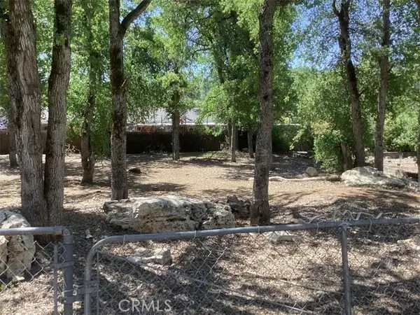 15885 27th Avenue, Clearlake, CA 95422