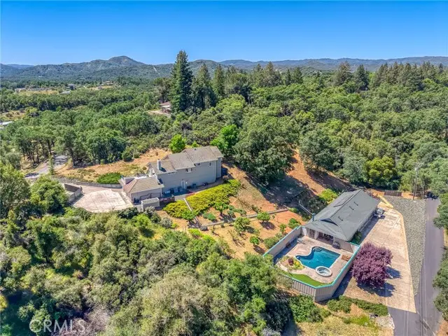 1519 Mcmahon Road, Lakeport, CA 95453 - Image #3