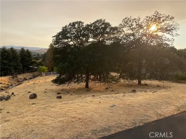 18765 Oak Grove Road, Hidden Valley Lake, CA 95467