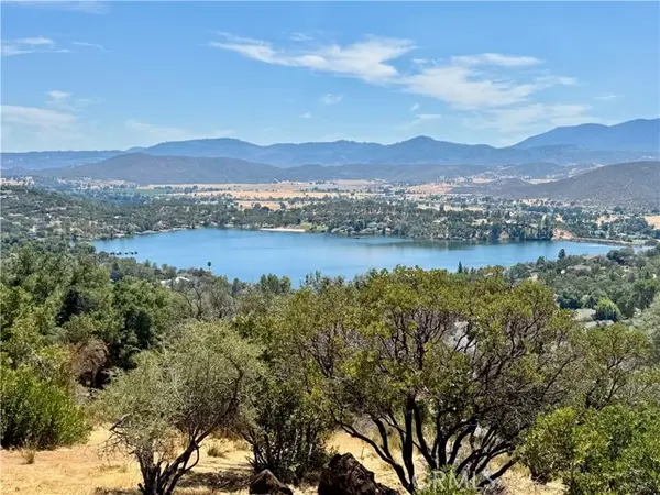 16529 Crescent Court, Hidden Valley Lake, CA 95467