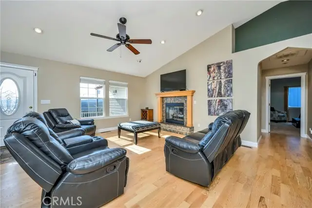 18920 Stonegate Road, Hidden Valley Lake, CA 95467 - Image #3