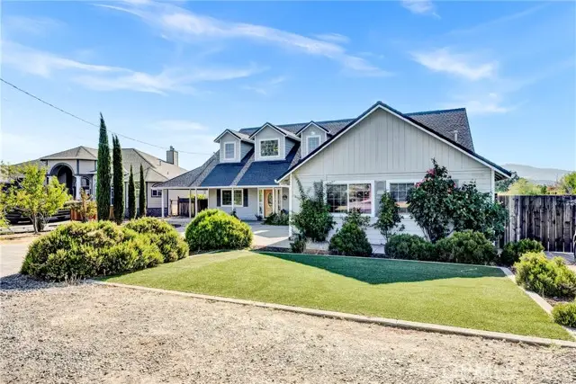 18695 Horseshoe Road, Hidden Valley Lake, CA 95467 - Image #1