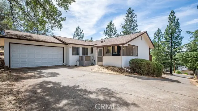 17372 Meadow View Drive, Hidden Valley Lake, CA 95467 - Image #2
