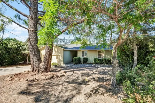 16927 Greenridge Road, Hidden Valley Lake, CA 95467 - Image #2