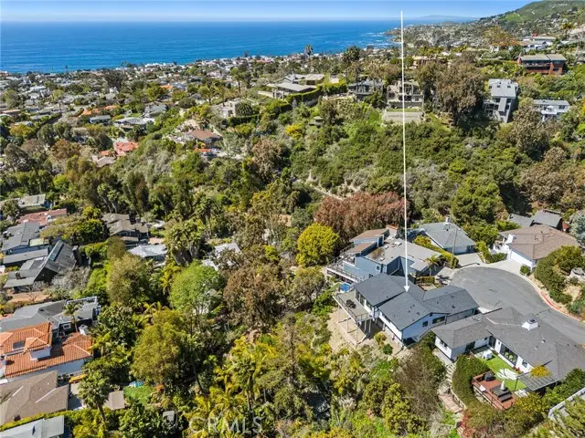 990 Meadowlark Drive, Laguna Beach, CA 92651 - Image #2