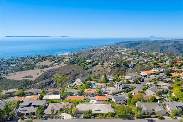 2867 Chateau Way, Laguna Beach, CA 92651