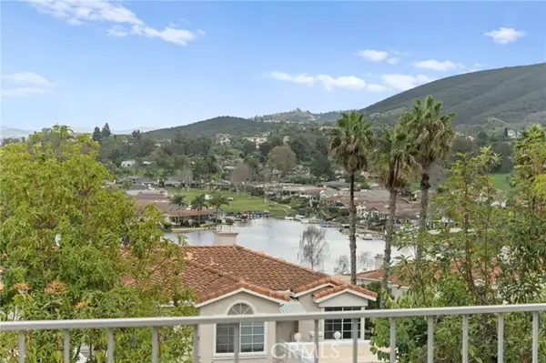 1652 Via Ocioso, San Marcos, CA 92078