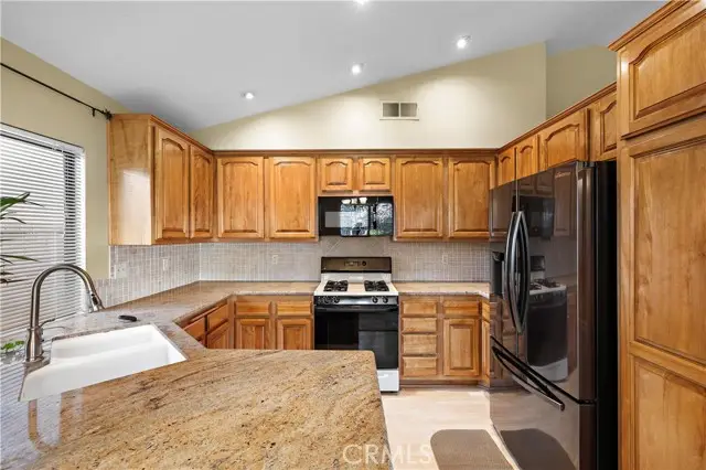 1050 Holt, Placentia, CA 92870 - Image #3