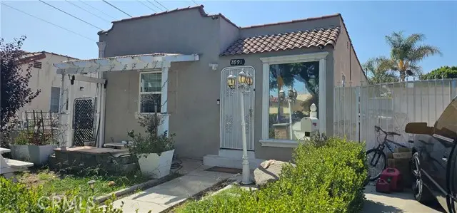 8991 Victoria Avenue, South Gate, CA 90280 - Image #1