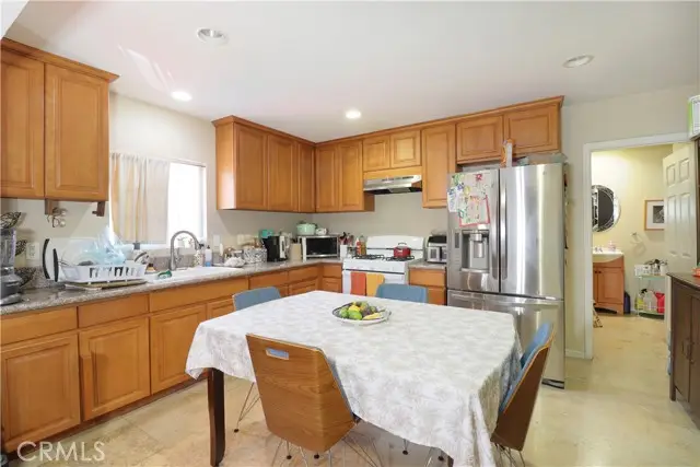 1424 W 49th Street, Los Angeles, CA 90062 - Image #3