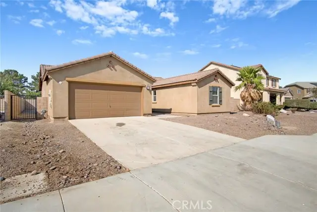 3213 Patti Ln, Lancaster, CA 93535 - Image #2